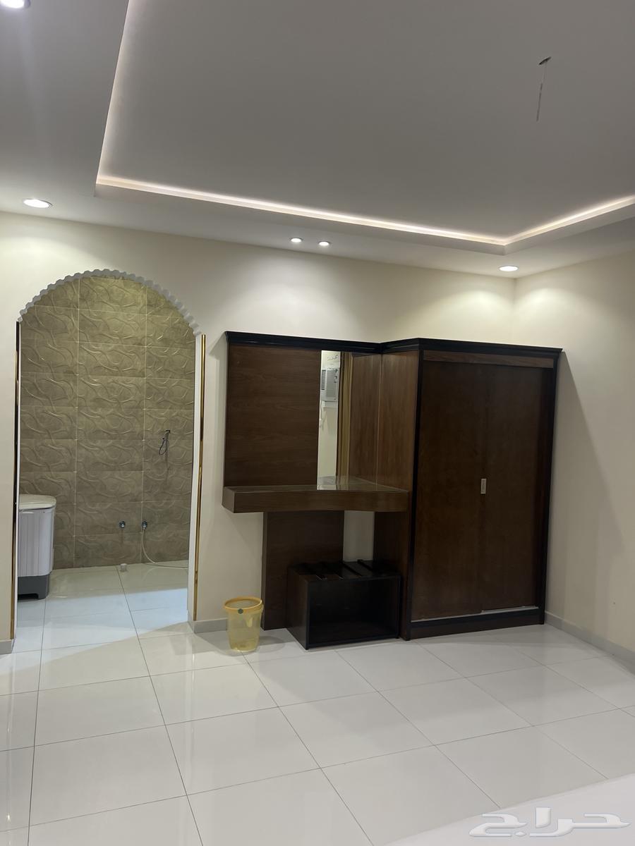 يوجد لدينا شقق للاجار شهري64582436783745114