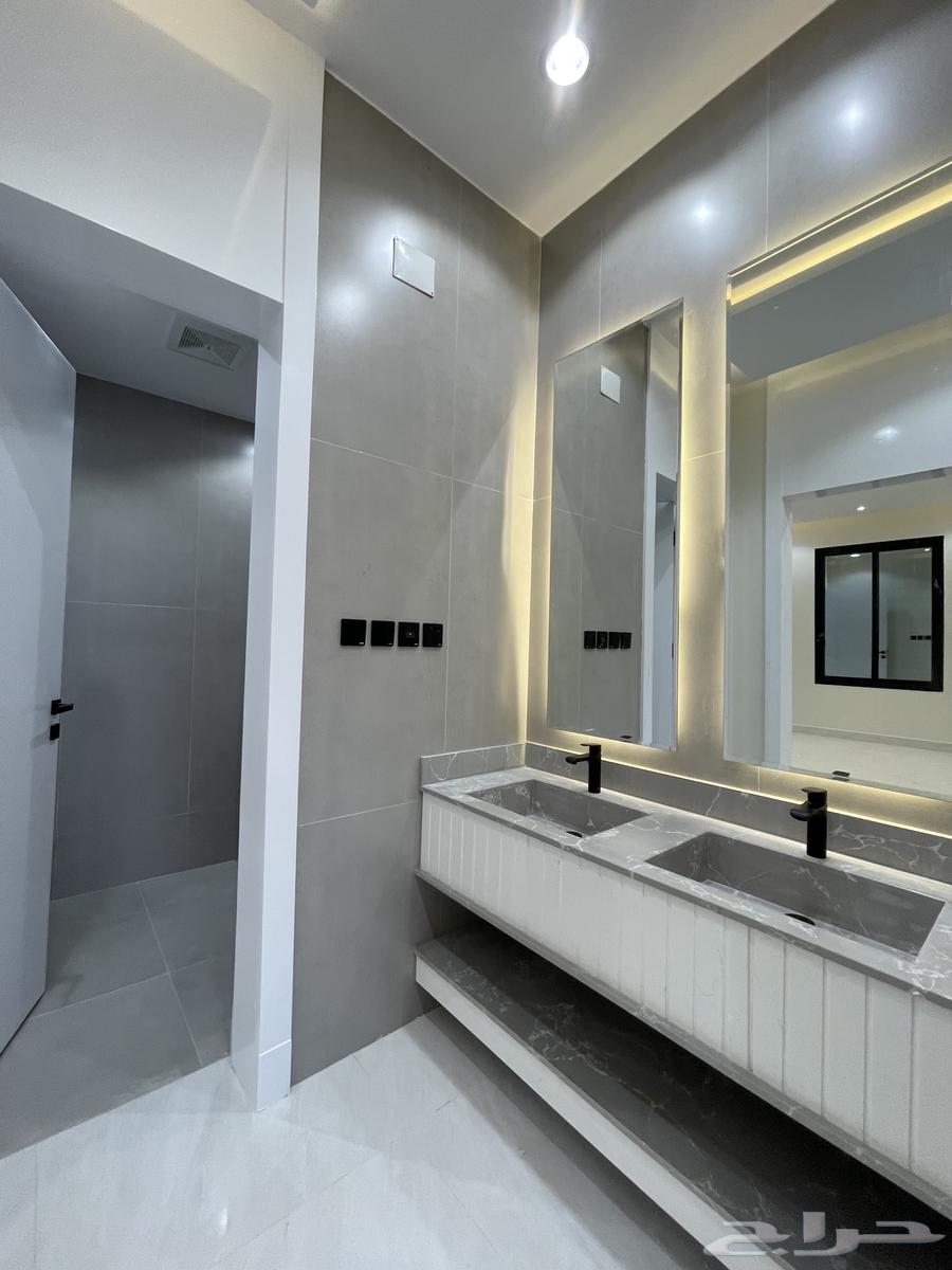 للبيع شقق ارضيه وشقق علويه تشطيب vip من 550 الف باالمحاله64589526633473114