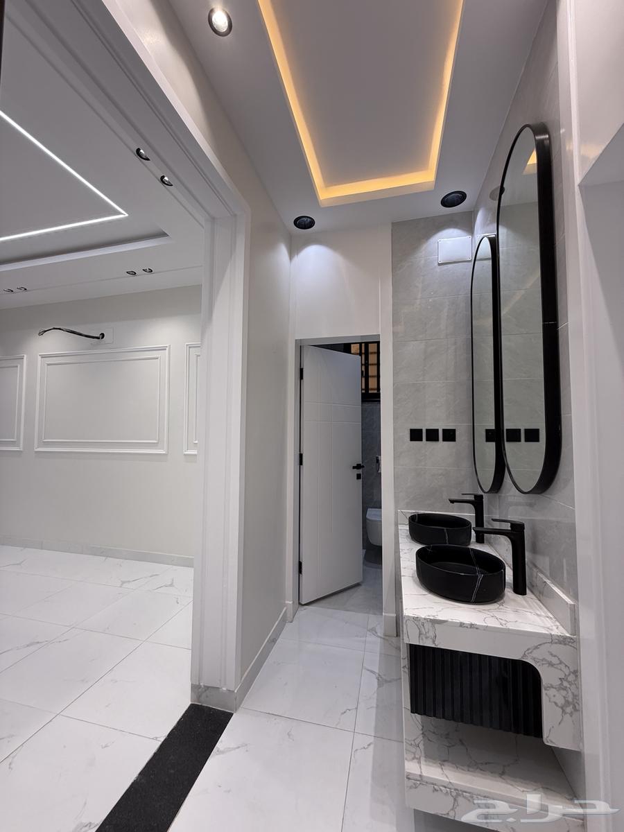 Apartment for sale, top floor with private roof and elevator, behind Sako, Abha Thursdays Road64589526918657113