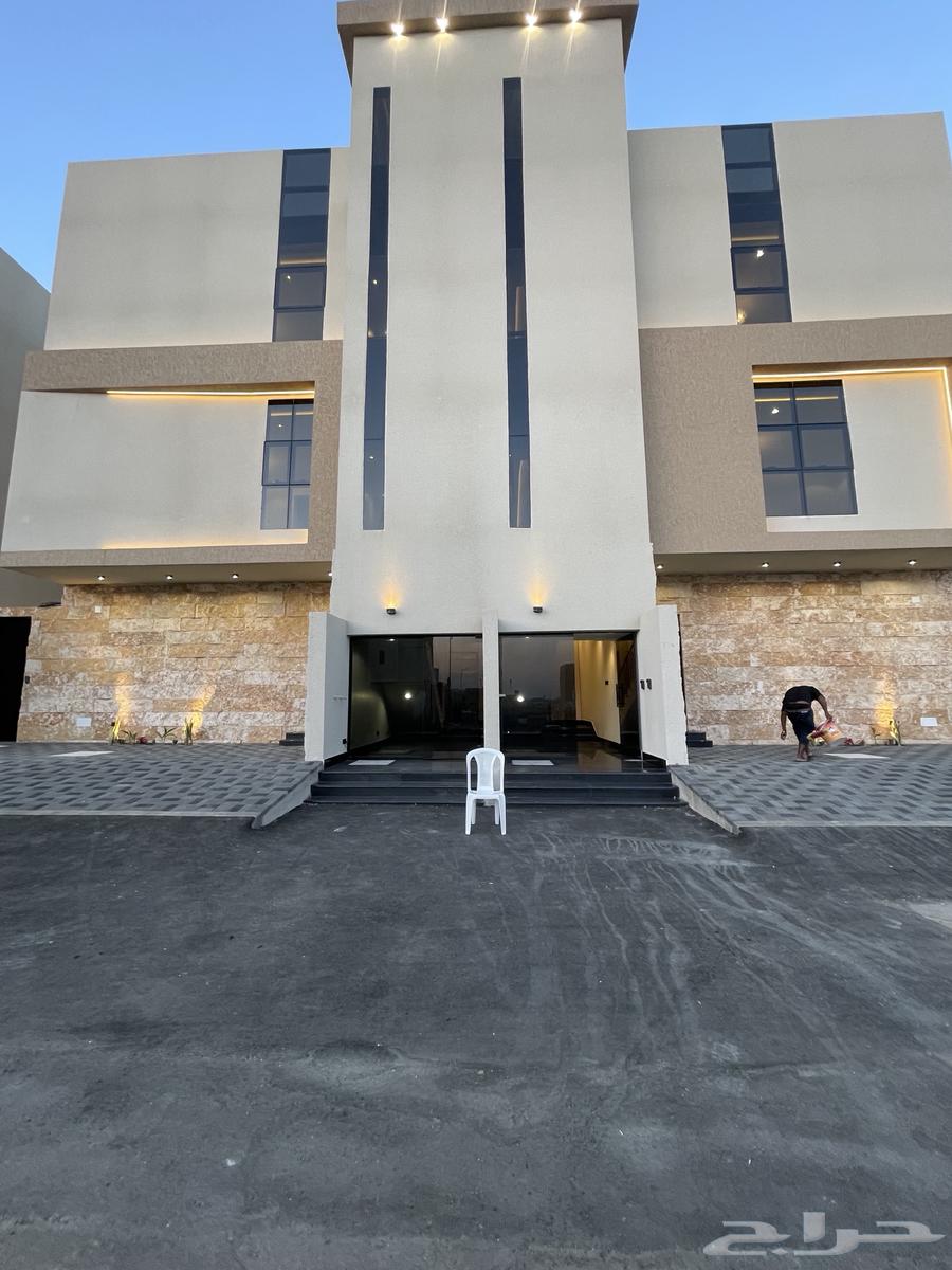 للبيع شقق ارضيه وشقق علويه تشطيب vip من 550 الف باالمحاله64589526633473111