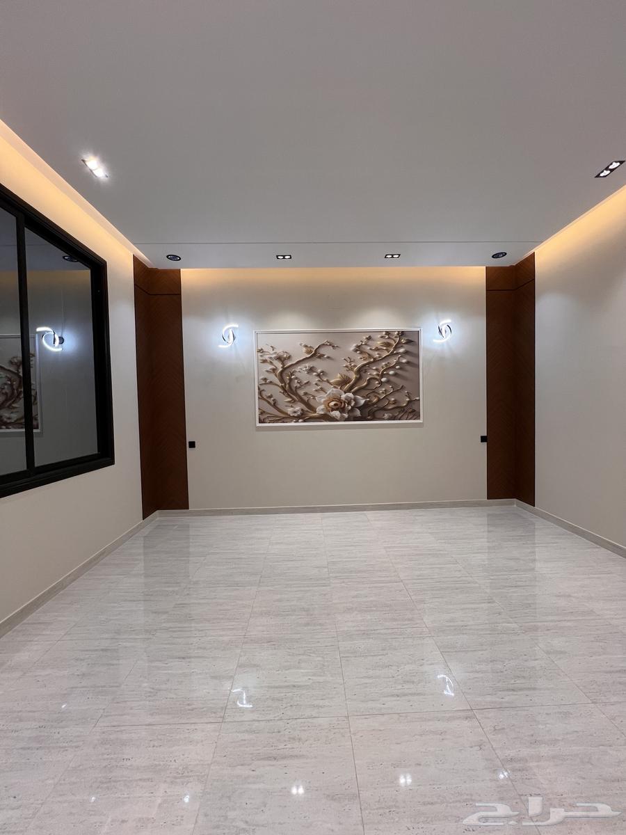 للبيع ادوار ارضيه طريق ابها الخميس بالقرب من مطار ابها64582453651075114