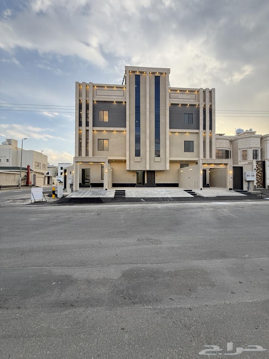 للبيع شقق ارضيه وعلويه بموقع مميز بشمال الخميس بسعر صيدة64589627452673110