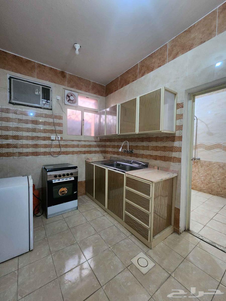 Bachelor apartments in Ahd Rafidah opposite the second gate of the military city64589569638146111