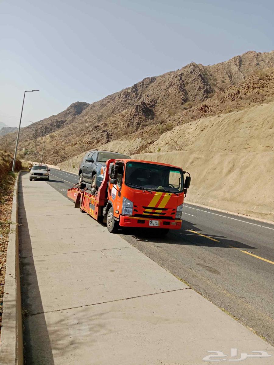 Car towing service for all types of vehicles in Jazan and its surroundings64582675081475112