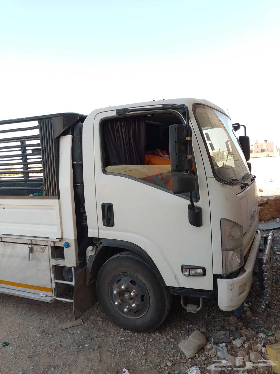 دينا نقل عفش داخل الرياض وخارجها64582771381763110