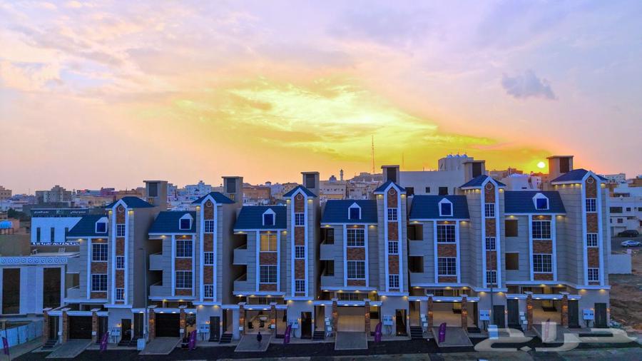 ادوار ارضية للبيع وشقق علوية بالقرب من طريق ابها خميس64589526892675111