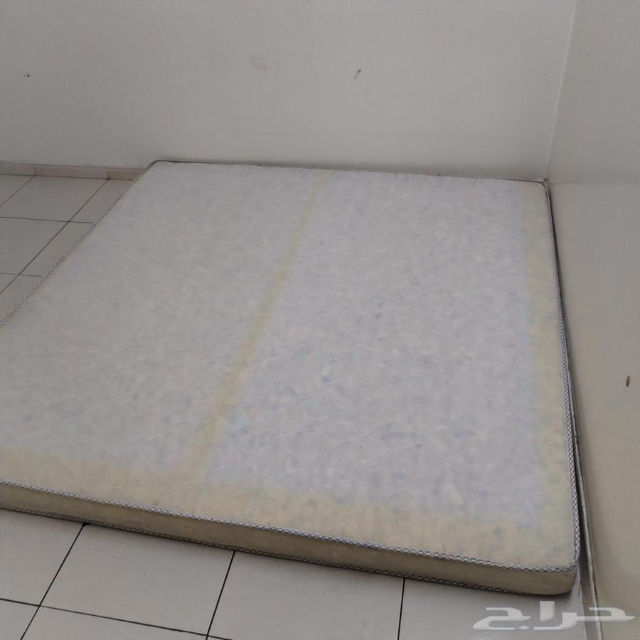 يوجد مرتبه2متر  2متر استعمال 2شهر في الخالديه شارع الجوالا64589555217026110