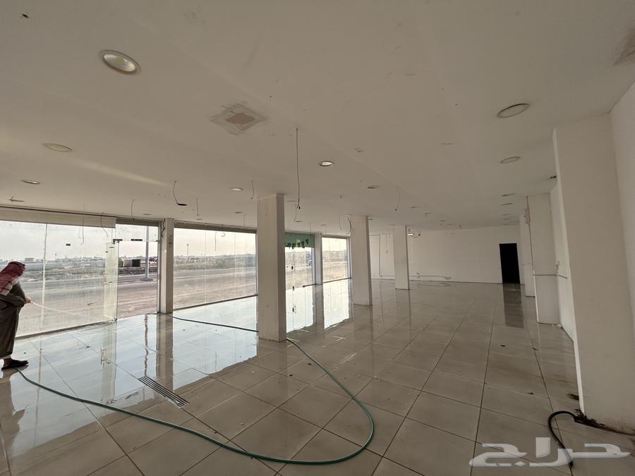 Storage warehouse with an area of 235 sqm64589627174786113