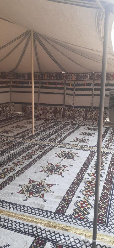 Abu Hasham, I set up, sew, and install tents and carry out camping operations64589613431426112