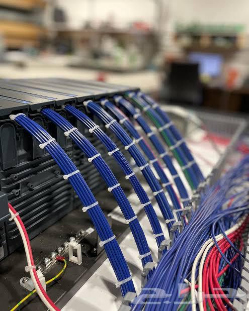 فني شركات ولحام فايبر وتأسيس شركه utp64582724892547112