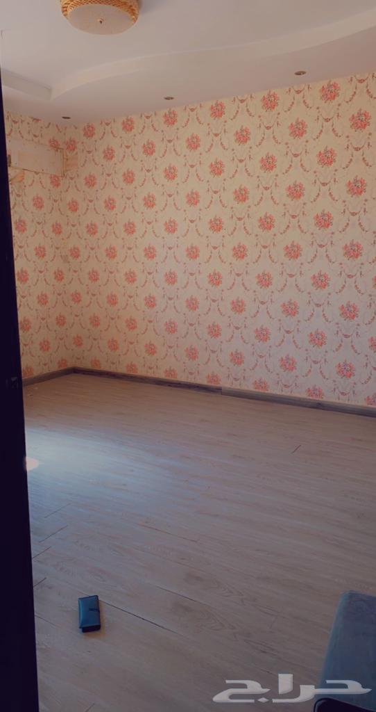 للبيع شقة علوية وملحق حي الناصرية بريدة القصيم64589526582658114