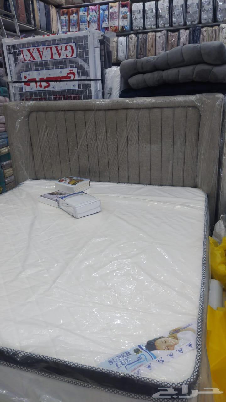 All sizes and custom tailoring available upon request64589556559875113