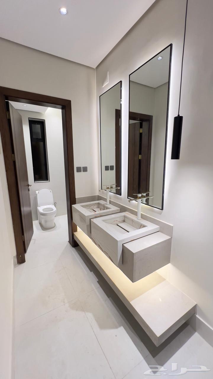 For sale, top-floor villa, ownership, Tabuk, Al-Akhdar neighborhood, 660 thousand64589612754946112