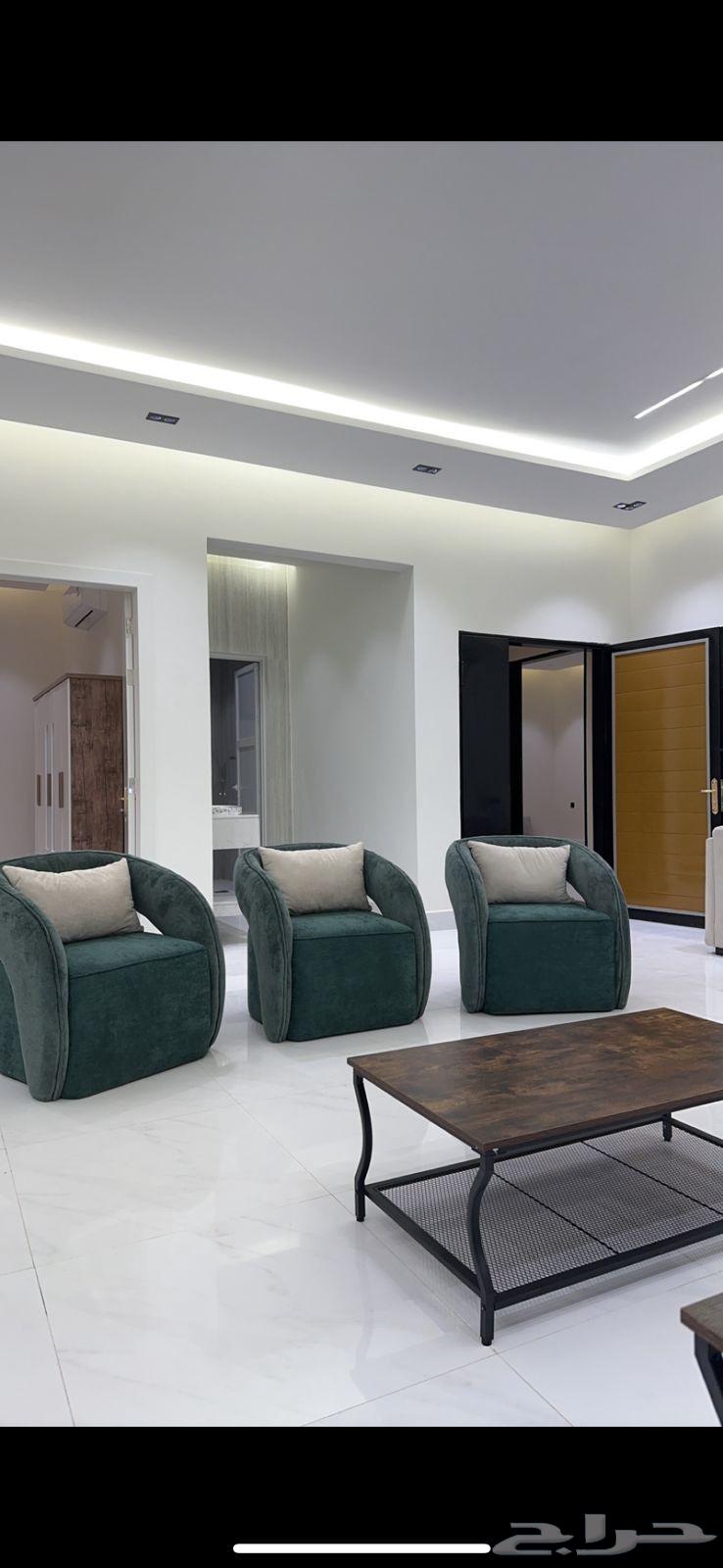 تنجيد كنب وكراسي وتغيير قماش وستائر ومجالس صيانه كامله64589527634050114