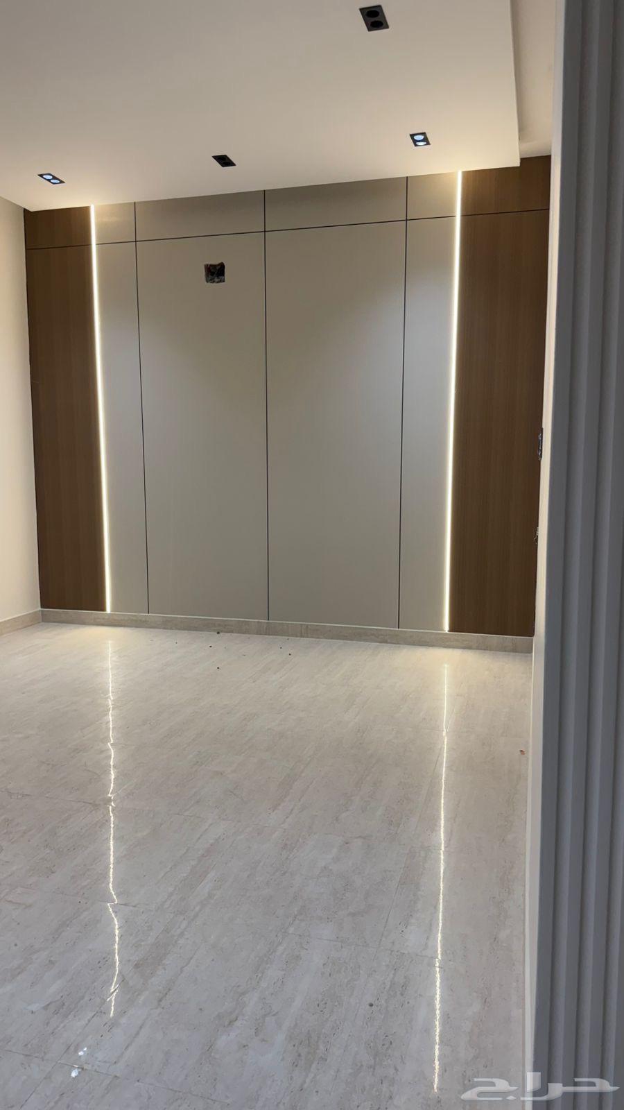 للإيجار فيلا دبلكس راقية الهفوف حي الحمراء64582420431746110