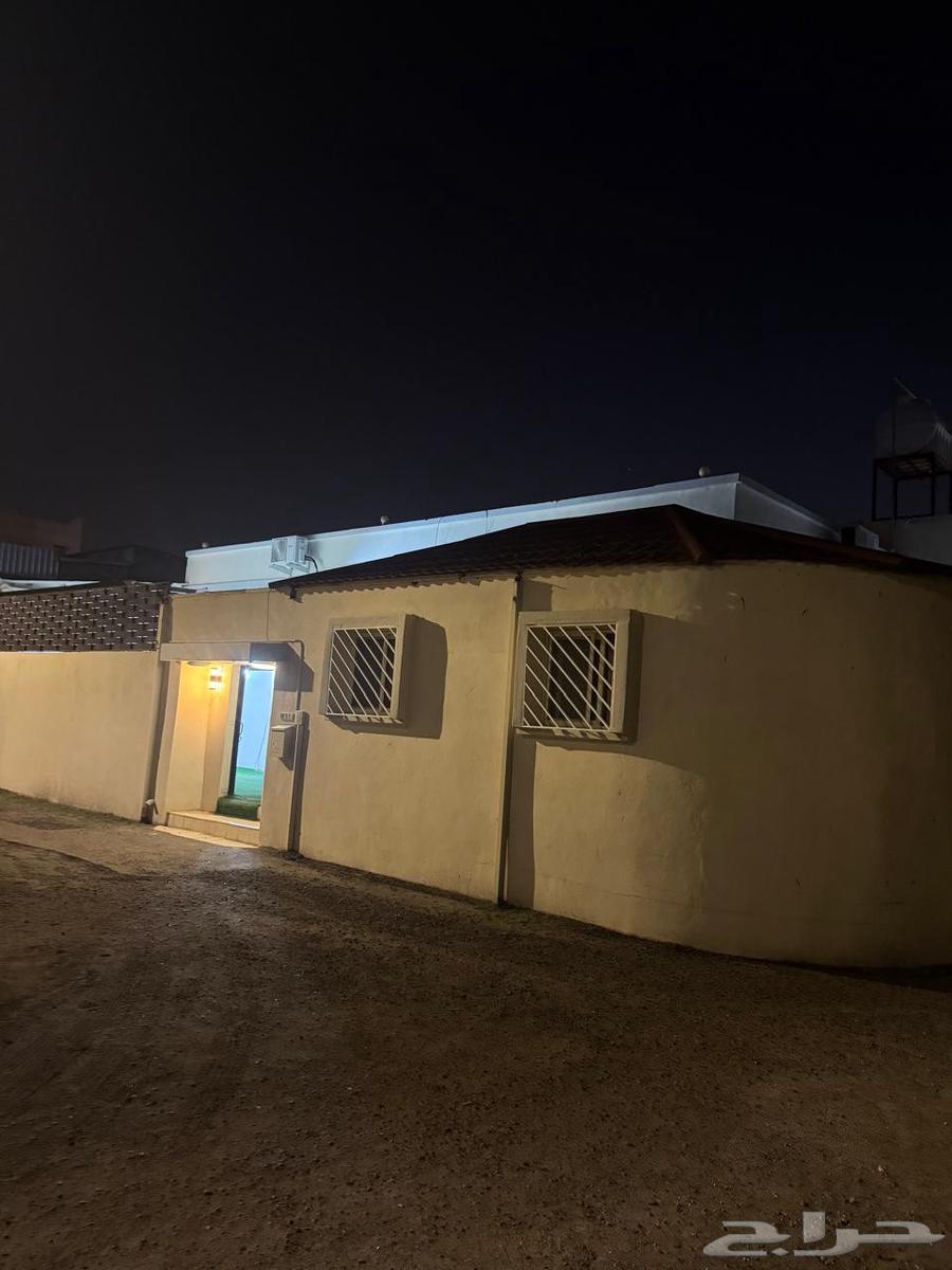 للبيع دور مستقل على 3شوارع خلف خميس افينيو 650 الف64582453746051111