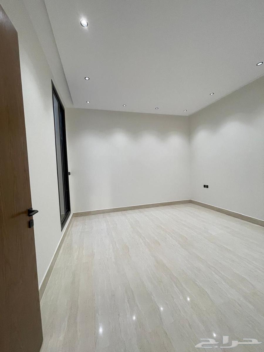 دور علوي للبيع حي العوالي64582453166849112