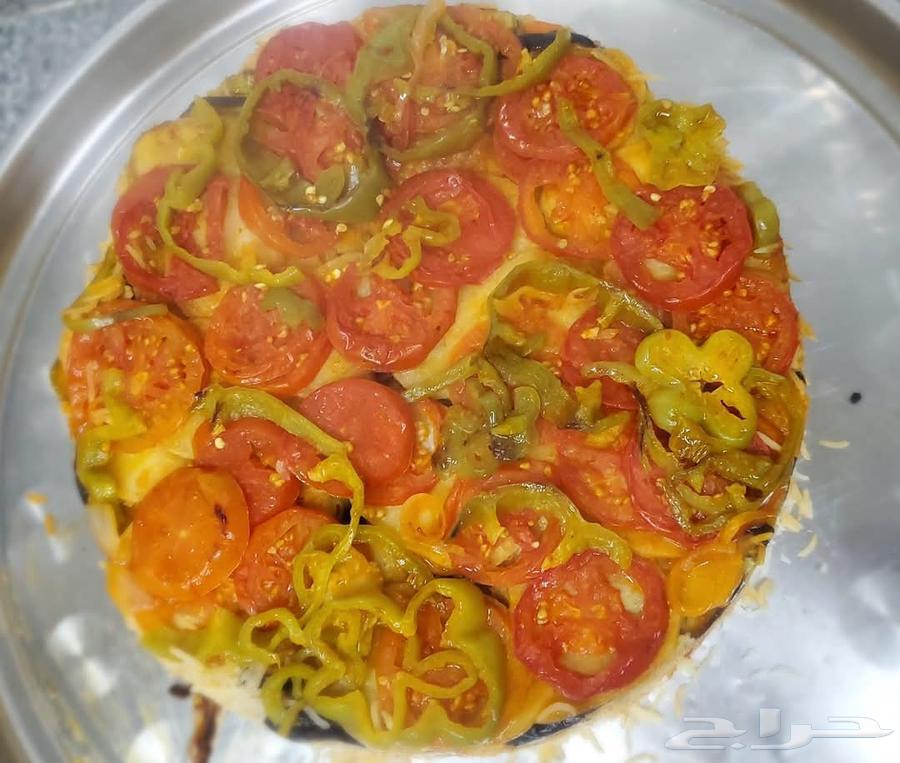 انا طباخ فنان بطبخ وسواق ابي شغل قصر شيوخ فلل بيوت64437908263810114