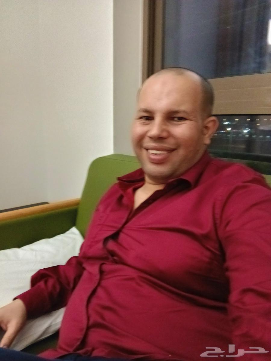 مرافق مع مريض وذوي الاحتياجات الخاصة64402789861378110