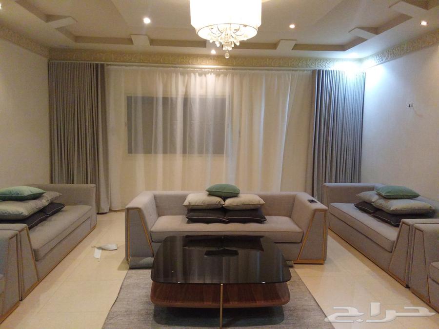 Custom-made curtains, cushions, and sofas of all types64421581031811114