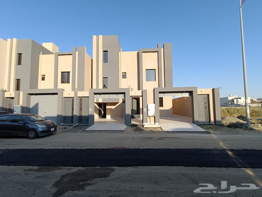 للبيع روف علويه 5 غرف نوم ومدخل سياره بحوش وشقق أرضيه ومدخ64338532434945110