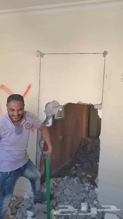 تكسير جدران وفتح أبواب ودرايش بالصاروخ وبناء وتلييس64402858766723110