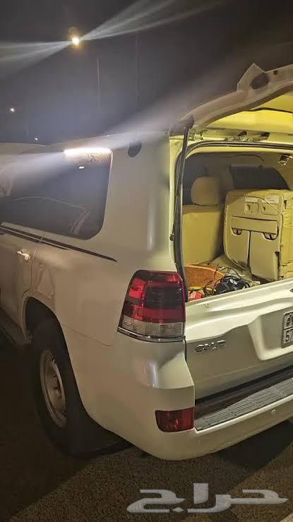 Installing LED on Hidden64354958326274114