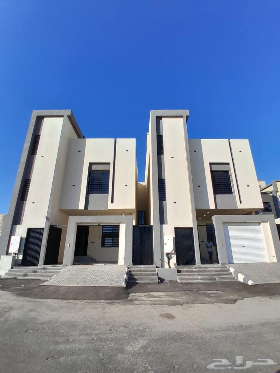 للبيع دور ارضي بمدخل سيارة 6غرف بسعر 520الف بحي الجوهرة64349835835138110