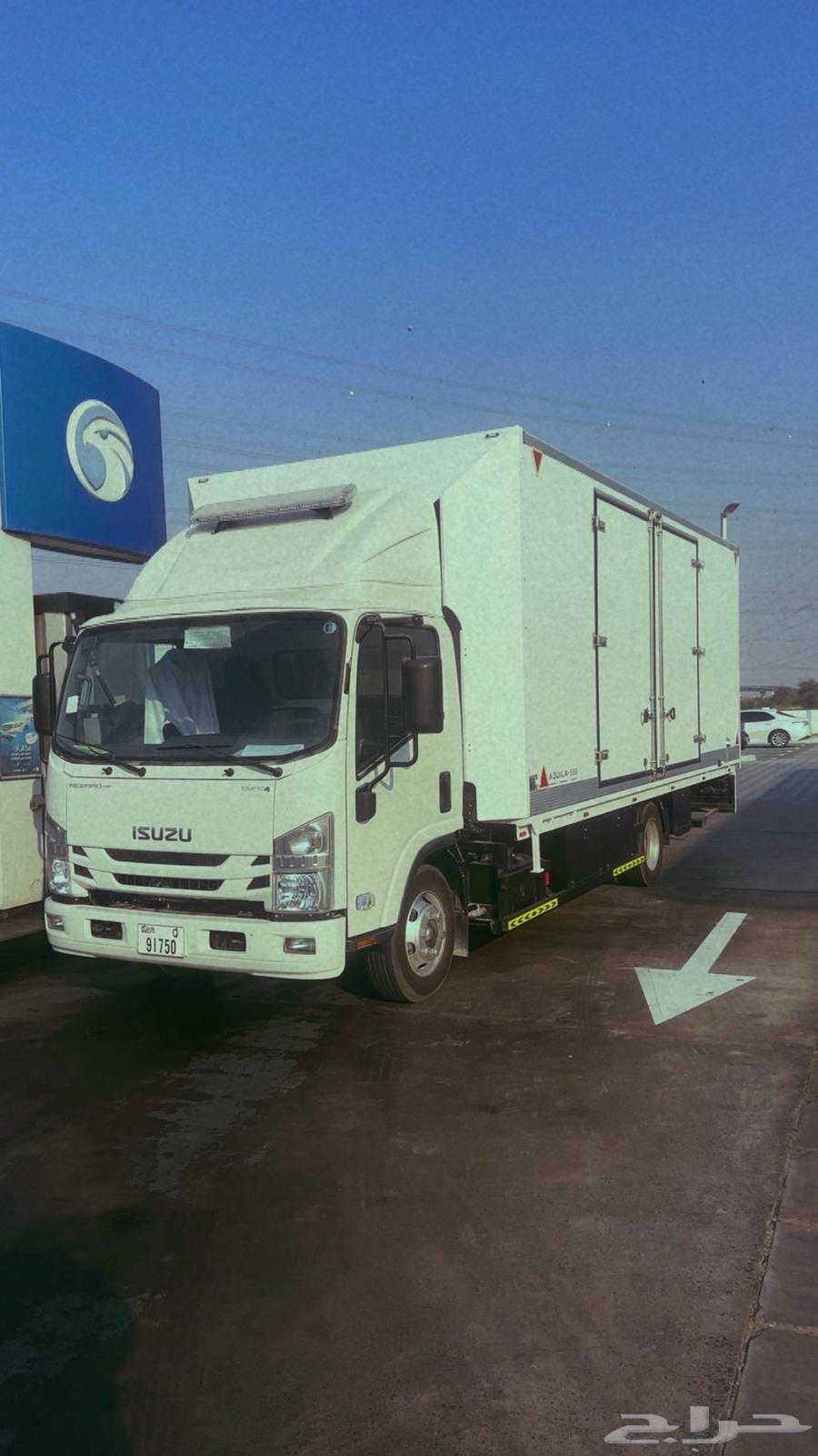 سطحه من الرياض إلى دبي مغلق في الداون64594261009410112