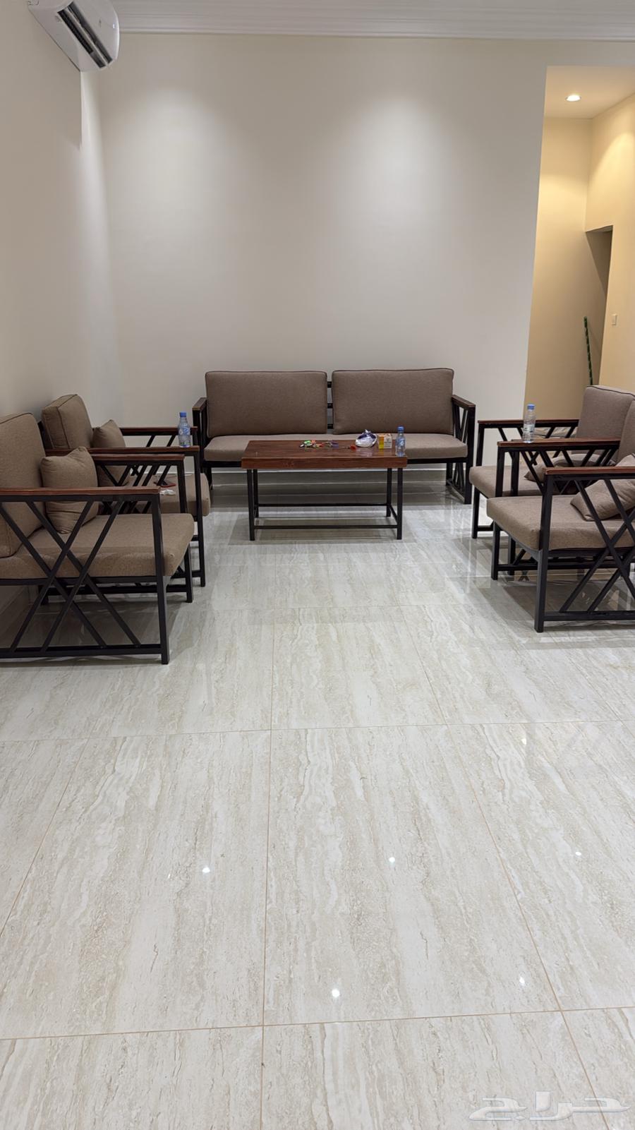 شقه عوائل للآيجار الشهري64594116291971114