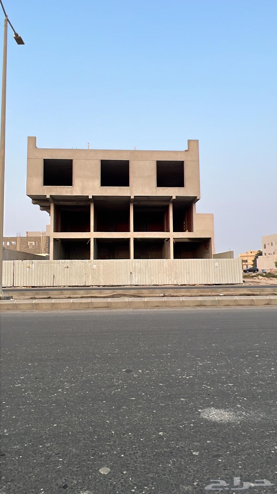 Commercial building for investment in Al Yaqoot district, Salahuddin Al Ayoubi Street64594052046081113
