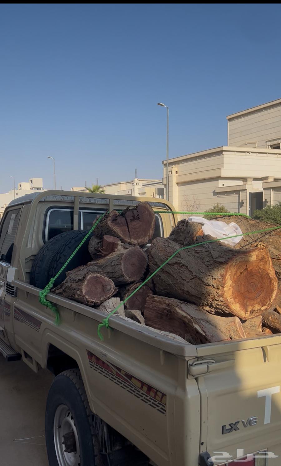 Firewood shipment from Al-Kharj forest areas64593949881729110