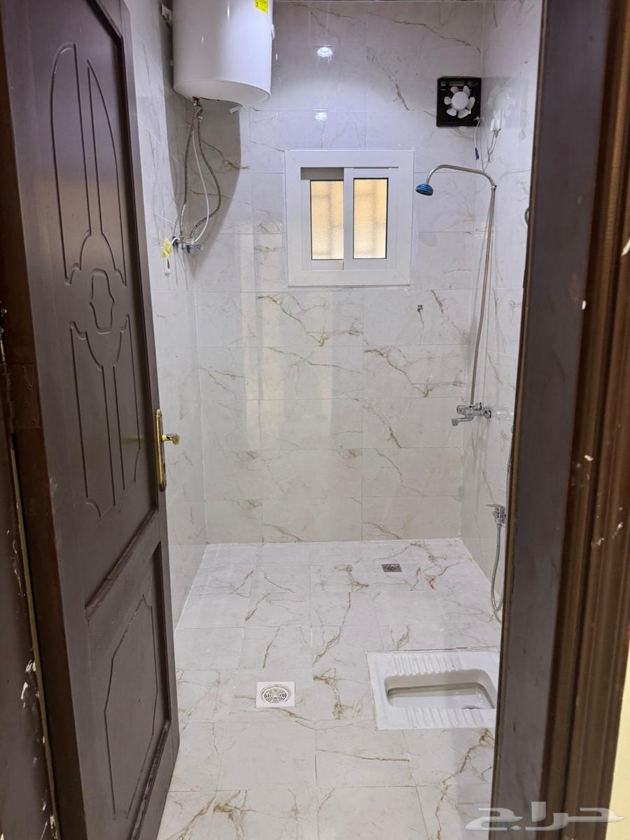 شقة أرضية خلفية ب 39064594052411137114