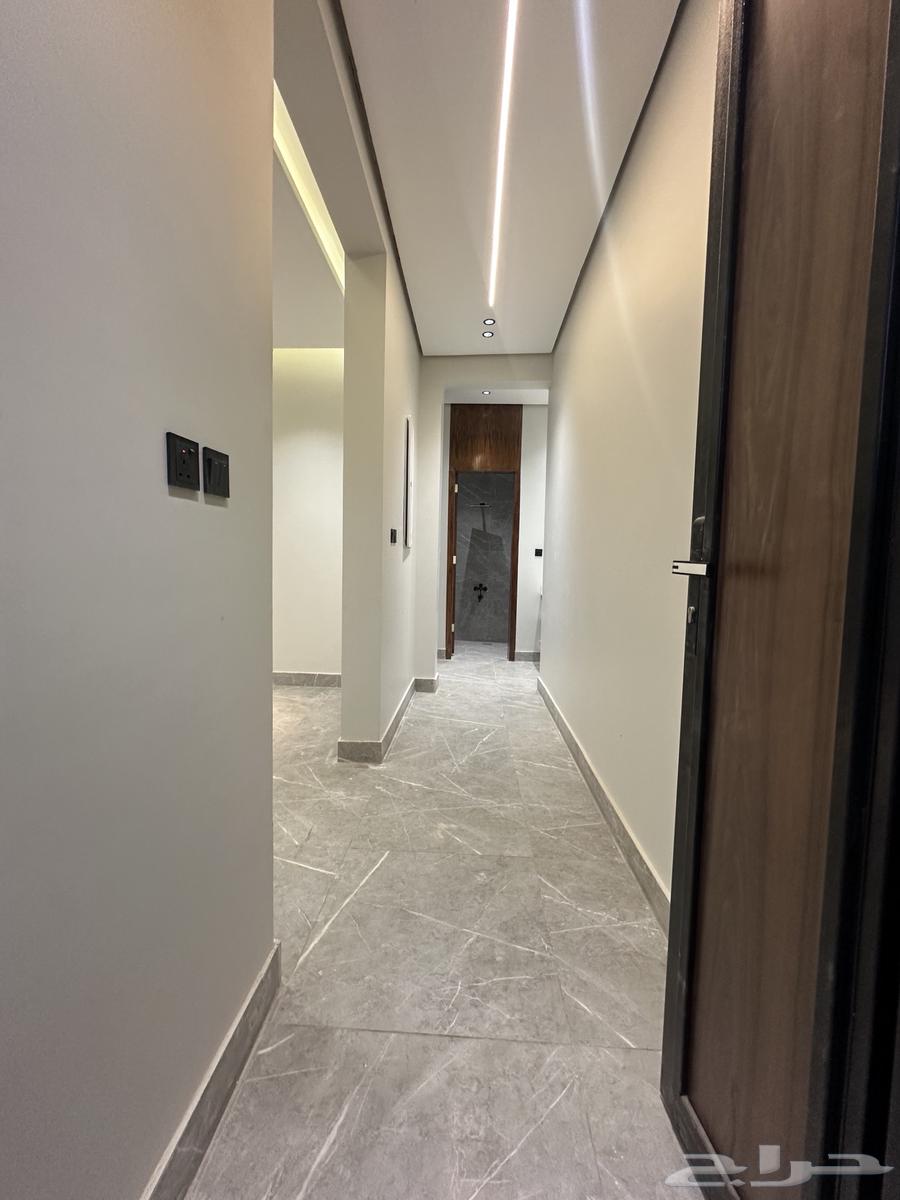 للبيع شقه ارضي 6غرف وصاله64589641518594111