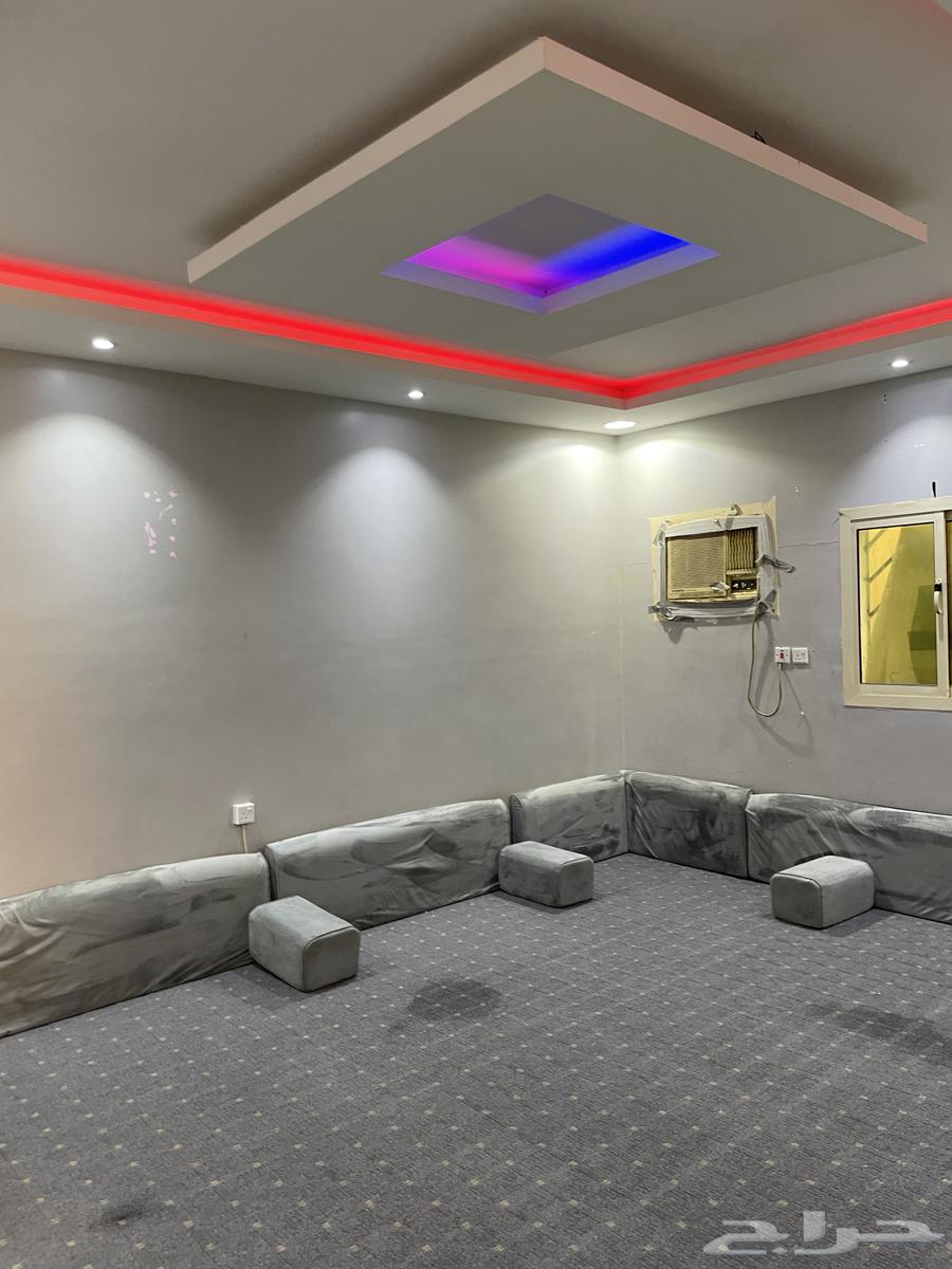 شقة عزاب ارضيه بالريان64594052243841112