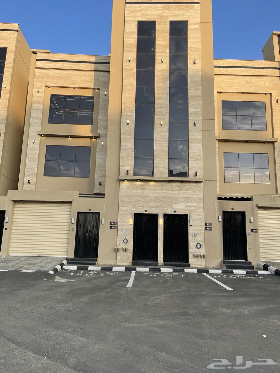 للبيع شقق علويه نظام ادوار بالمحاله ابها بالقرب من الخدمات64594098278531112