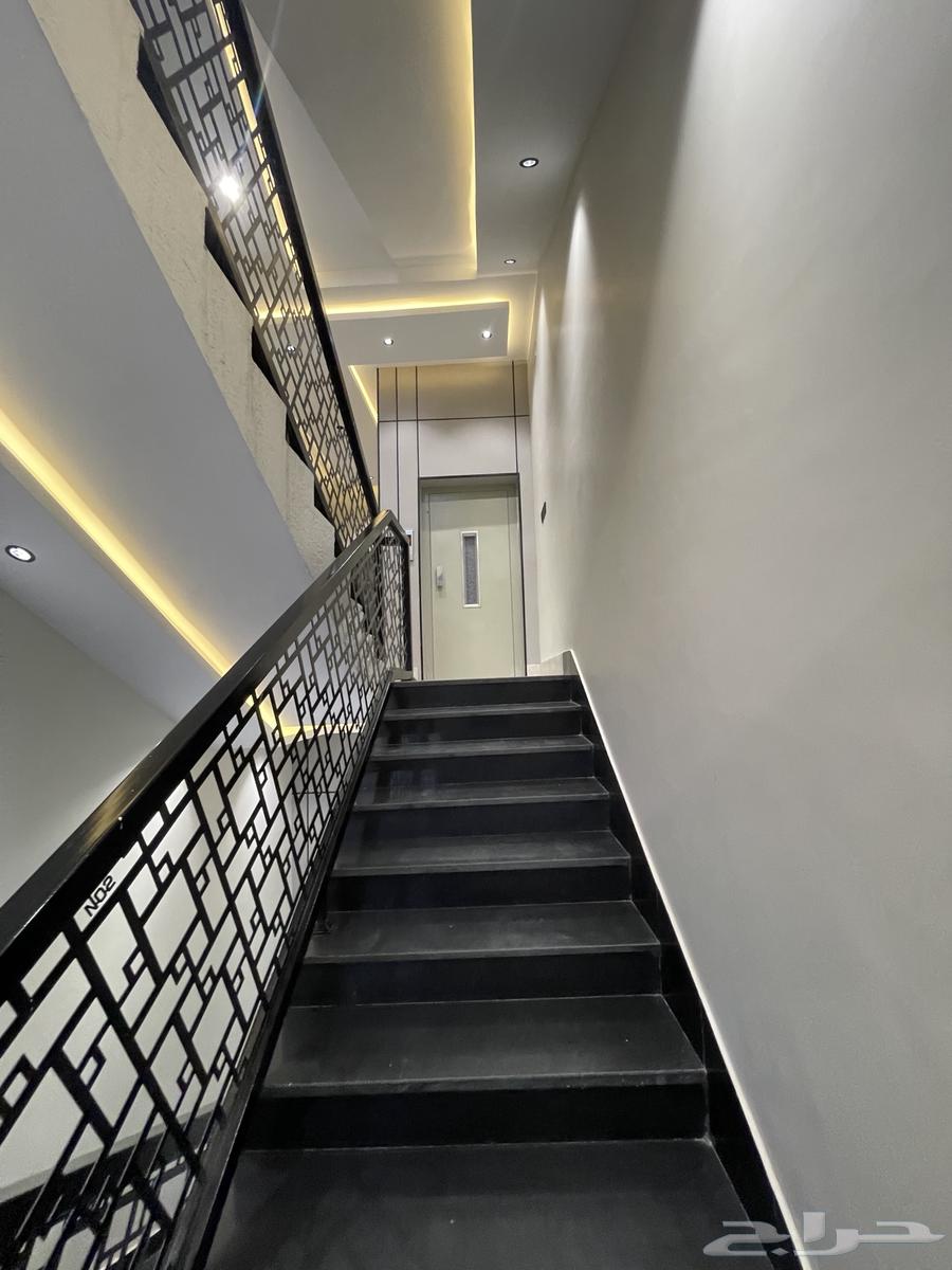 Upper floors for sale with a special roof and ready elevator, 520 thousand, Abha Al Mahala64594051796099114