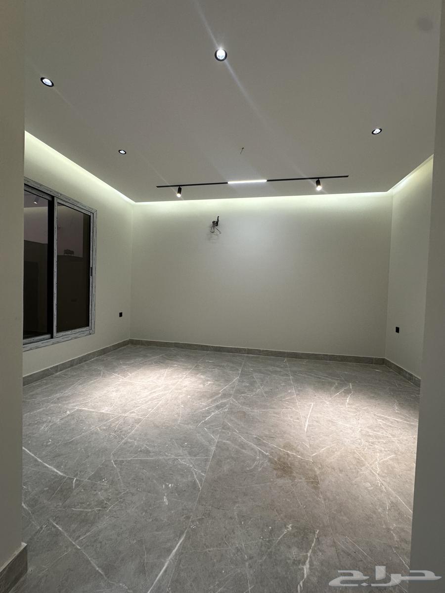 للبيع شقه ارضي 6غرف وصاله64589641518594114