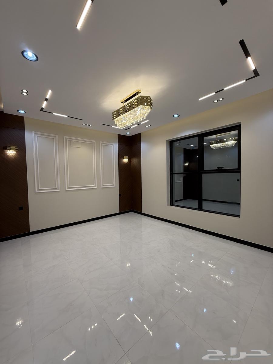 روف علوي مع ملحق 9 غرف بتصميم فندقي قرب حي الراقي -700الف64594068411779112