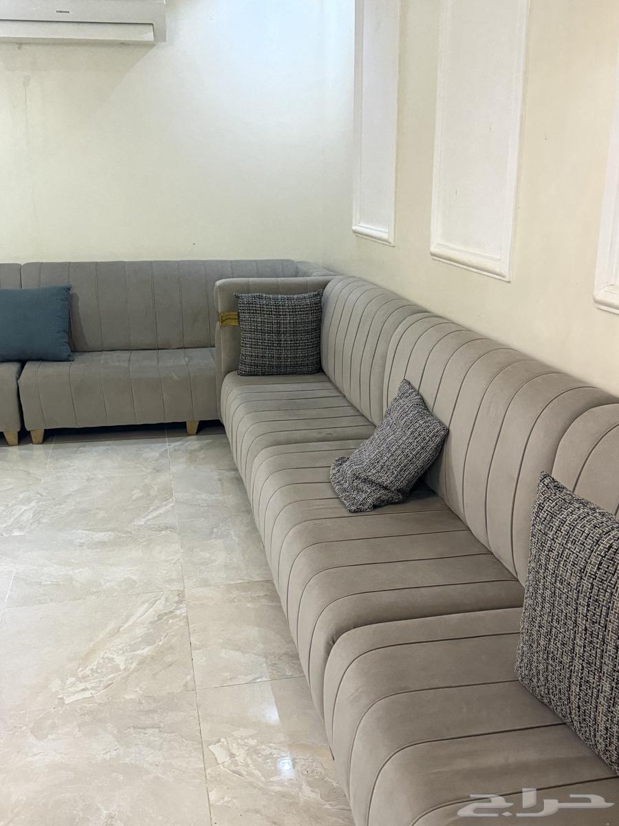 Custom sofa64594099428994112