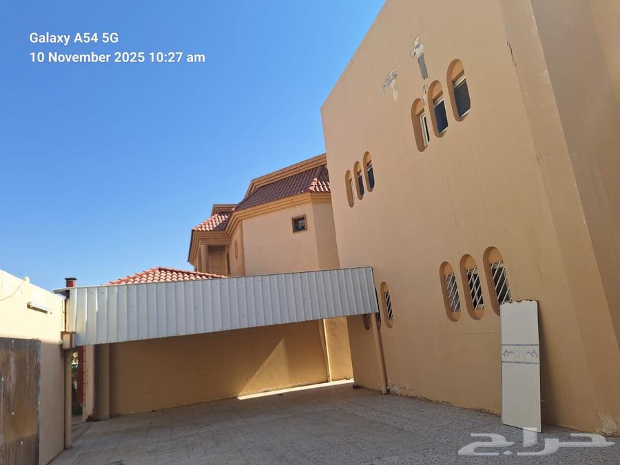 للبيع فيلا بحي القدس64589655584387113