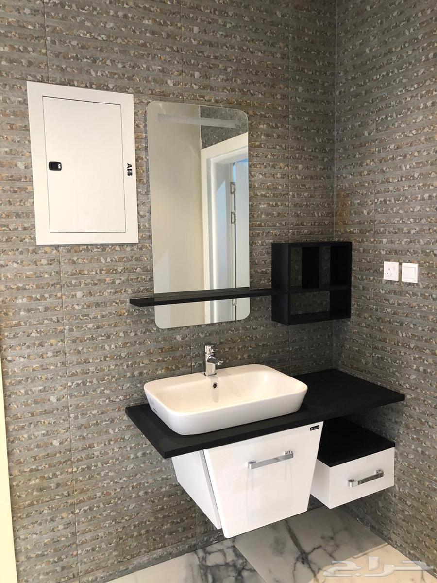 اربع غرف وصاله تشطيب فندقي64594117633666111