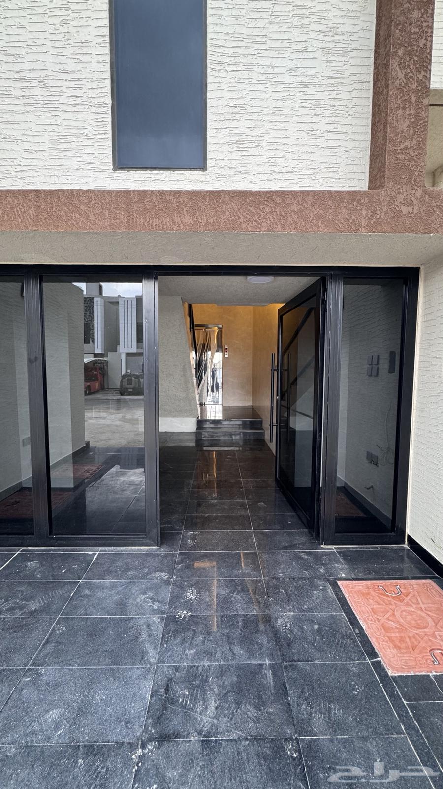 للبيع شقه 6 غرف دور ثانى مصعد جاهز من 500 الف المحاله ابها64606187158914112