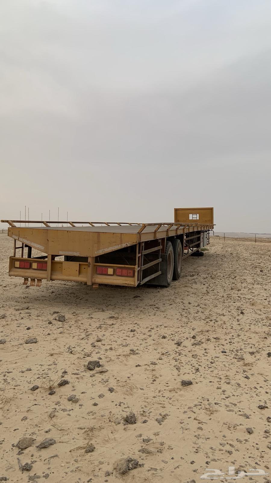 سطحه علف لإيجار الطول 18 متر جنط 2464606403703427112