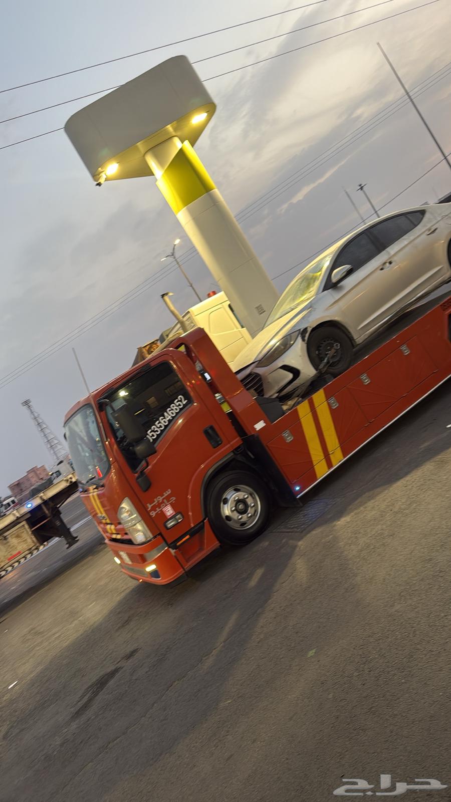 Flatbed Truck Heading to Al-Taif, Makkah, and Jeddah64606432209154110
