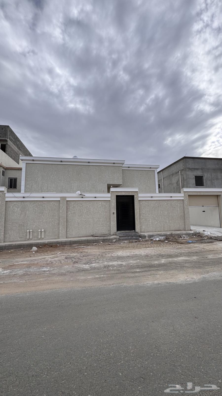 للبيع دور مستقل على ارض كامله من 850 الف دره الخميس64606187355523111