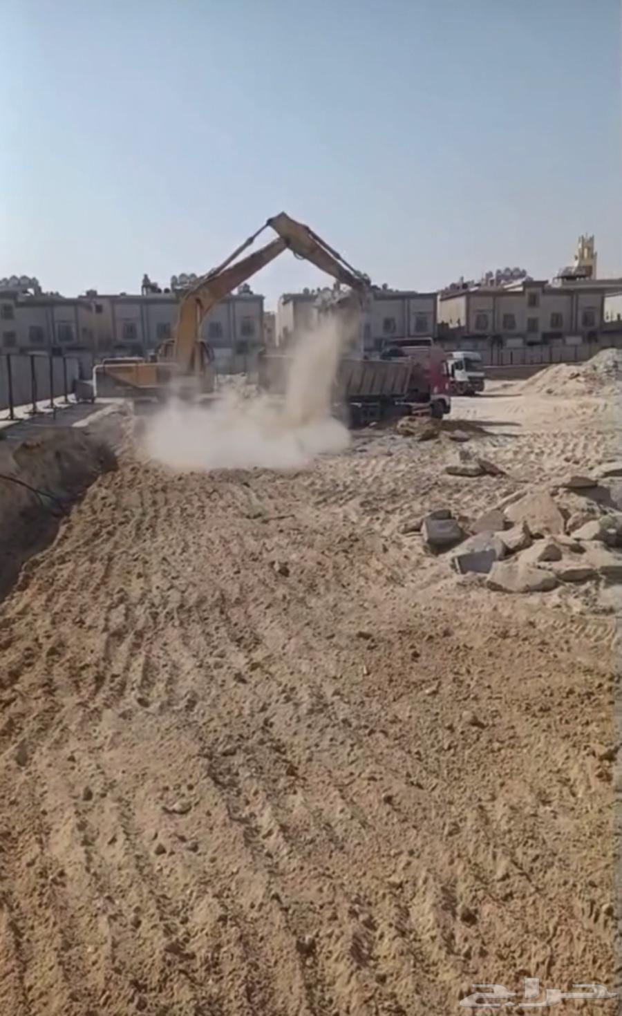 حفر أرض وتسوية ترحيل مخلفات في وقت نفسه لتقليل زمن التنفيذ64606418284930110