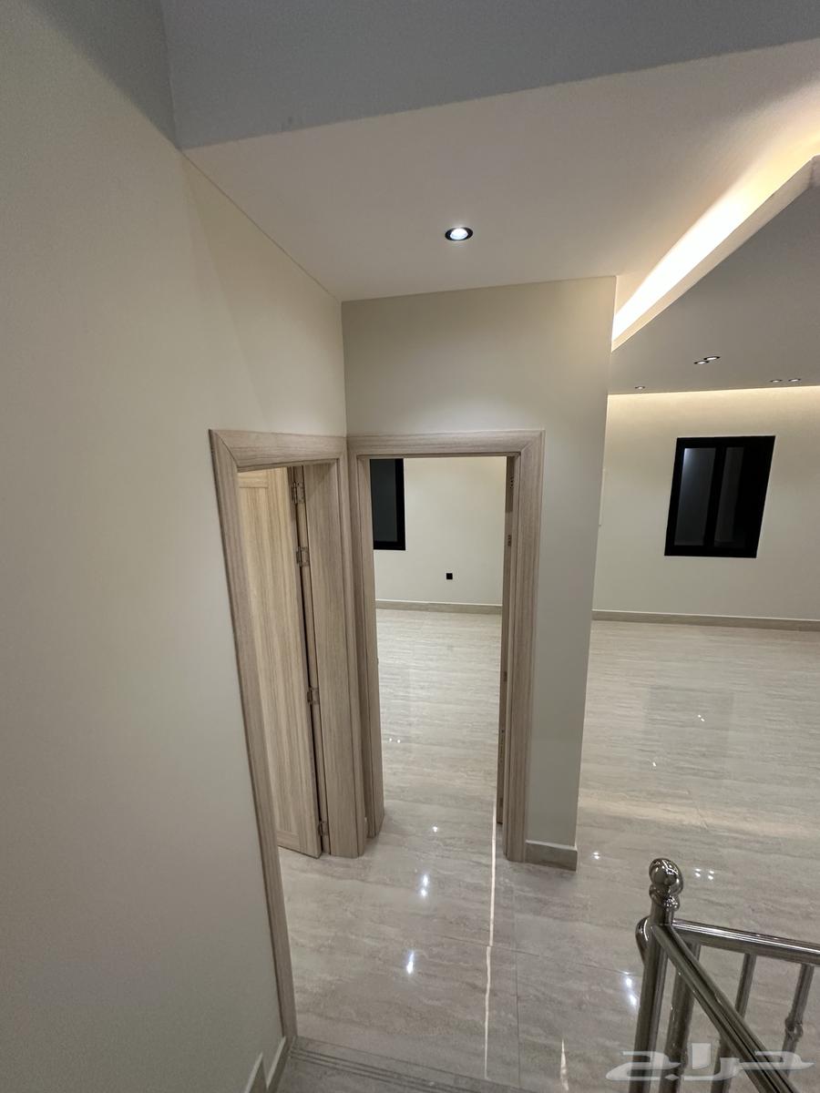 للبيع دبلكس بالضاحيه64606217624065111