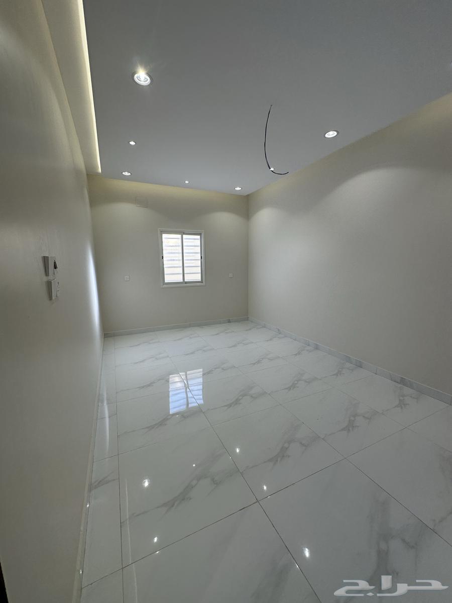 للبيع شقة دور ارضي بمدخل خاص وحوش وسيع المحالة64606187397634113