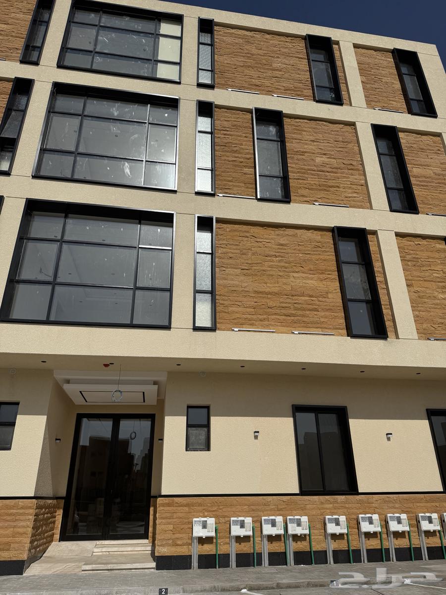 شقق للبيع بسعر مميز في حي السعاده64613399327363110